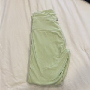 Lululemon ankle cropped mint leggings
Size 4